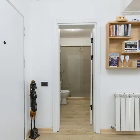 Ozi In Infinity - Parking * Mamaia