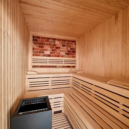 Ozi In Infinity - Parking Mamaia