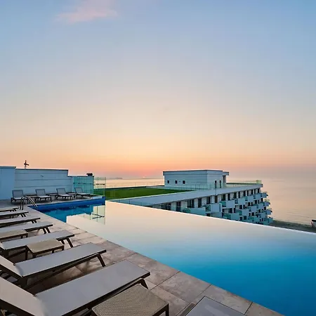 Apartment Ozi In Infinity - Parking Mamaia