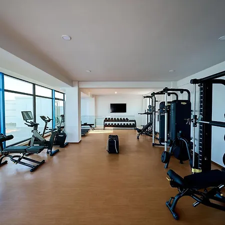 Ozi In Infinity - Parking Lejlighed *